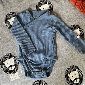H&M blue adjustable fit set - long sleeve onesie, hat, pants size 3M organic